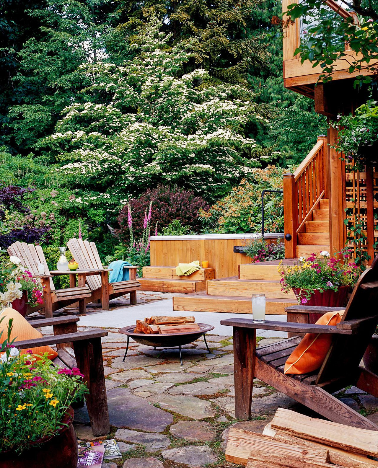 Backyard Landscaping Ideas to Upgrade Your Hangout Spots