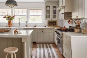 10 Charming Farmhouse Kitchen Ideas To Bring Rustic Elegance Into Your Home