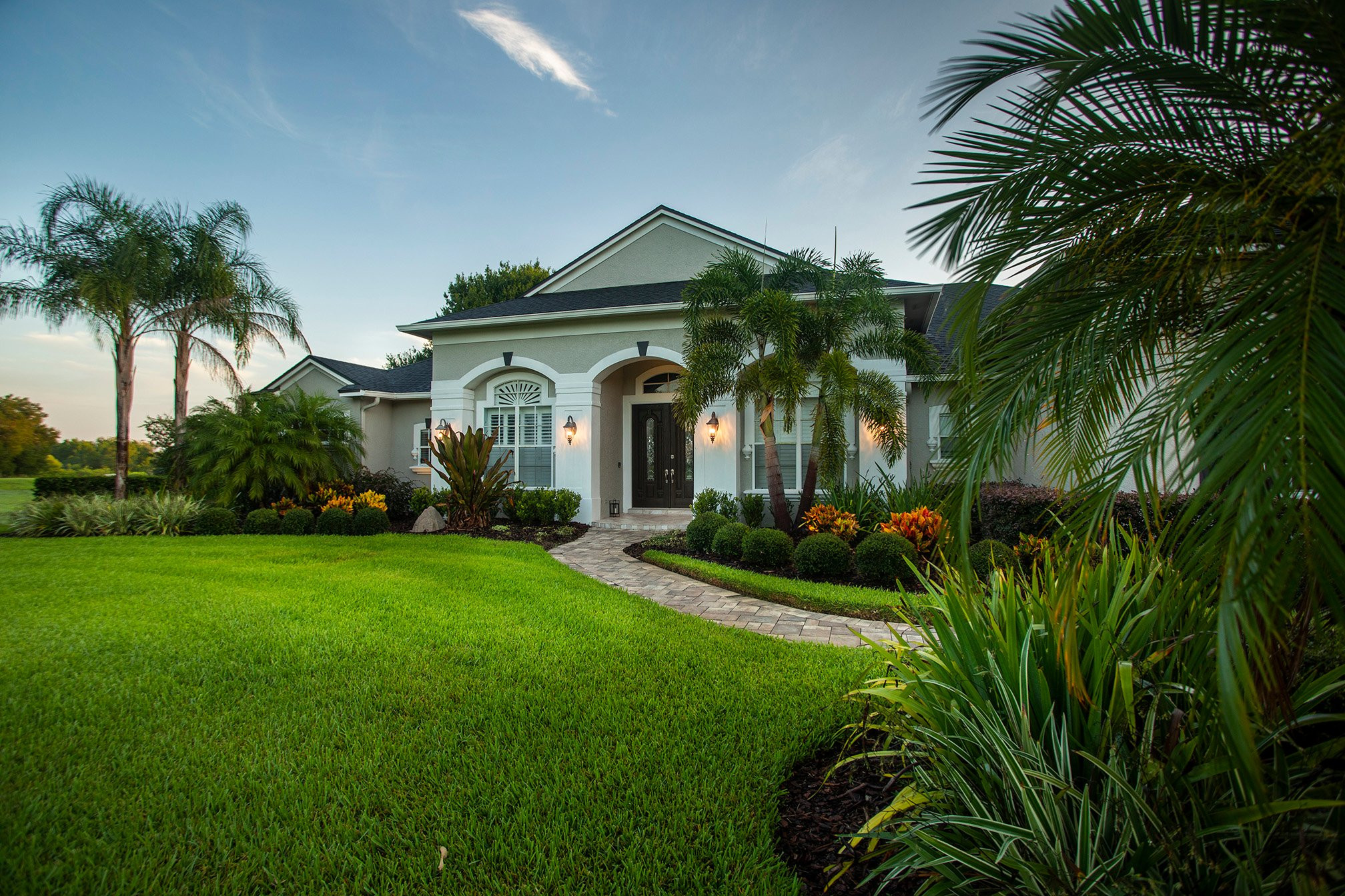 Great Ideas for the Best Front Yard Landscaping at Your Orlando