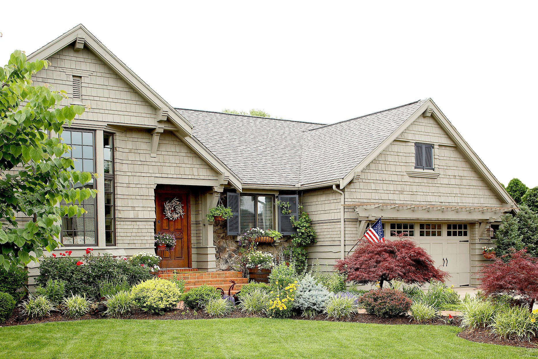 Landscaping Ideas for Maximizing Your Curb Appeal