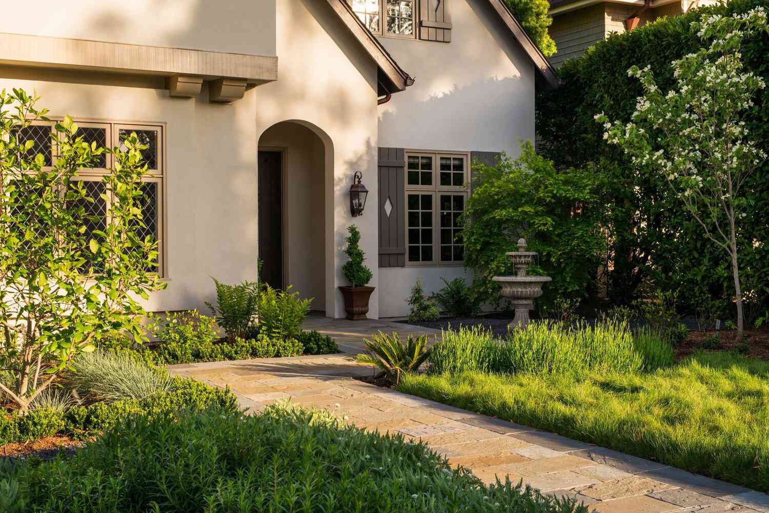 Landscaping Ideas for Small Front Yards