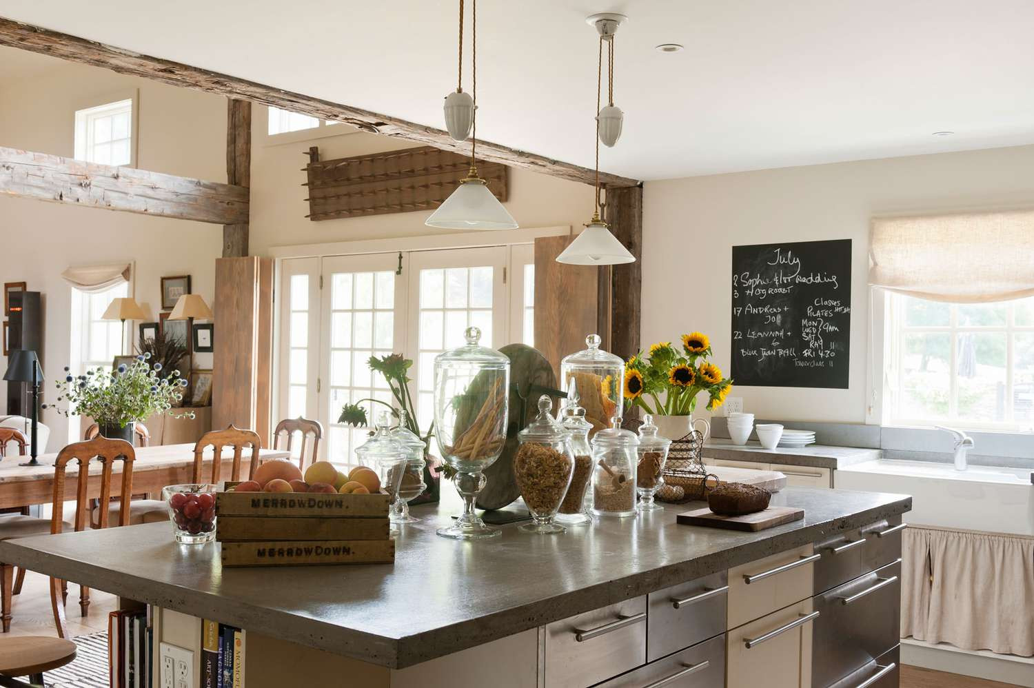 Must-Have Farmhouse Kitchen Decor Ideas