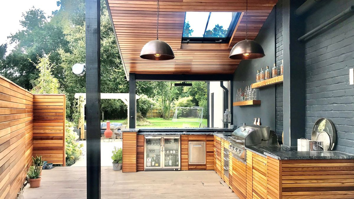 Outdoor Kitchen Ideas For Year-Round Alfresco Fun  Homebuilding