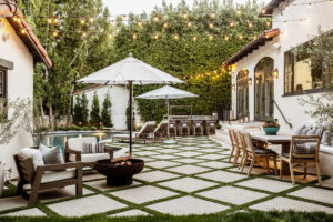 10 Stunning Backyard Landscaping Ideas To Transform Your Outdoor Space