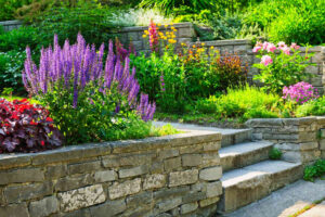 10 Breathtaking Landscape Ideas For Front Yards: Transforming Your Outdoor Space