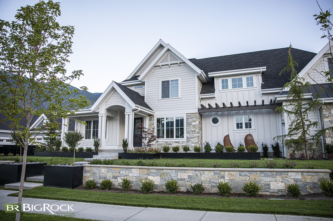 The Best Front Yard Landscaping Ideas For Your Home - Big Rock