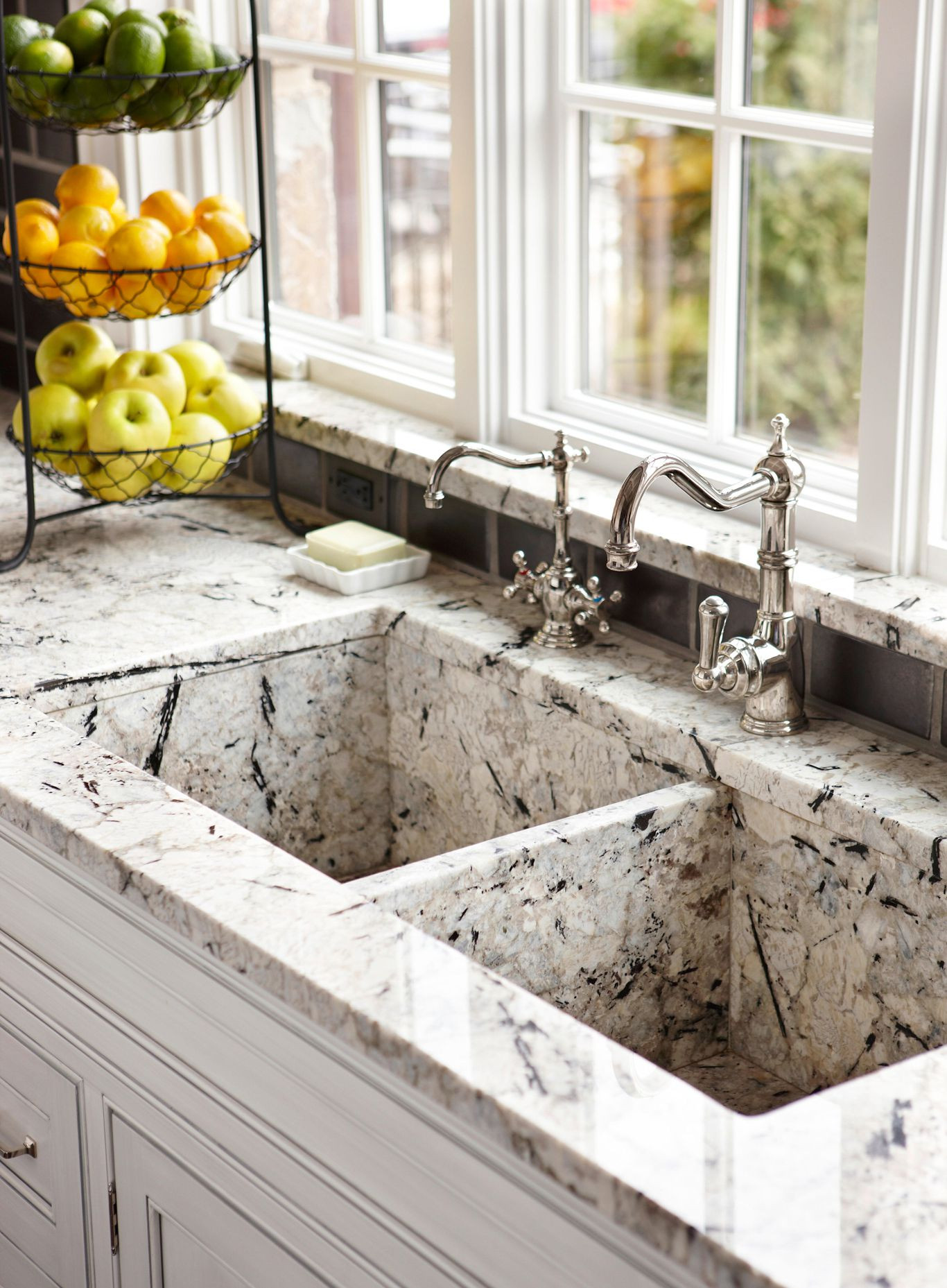 The Best Stone Countertop Options to Complement Any Kitchen Style