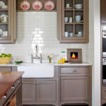 10 Stunning Kitchen Cabinet Color Ideas