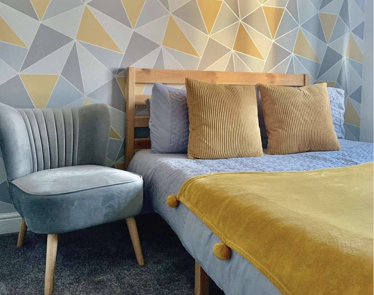 Yellow Bedroom Ideas That Will Cheer You Up