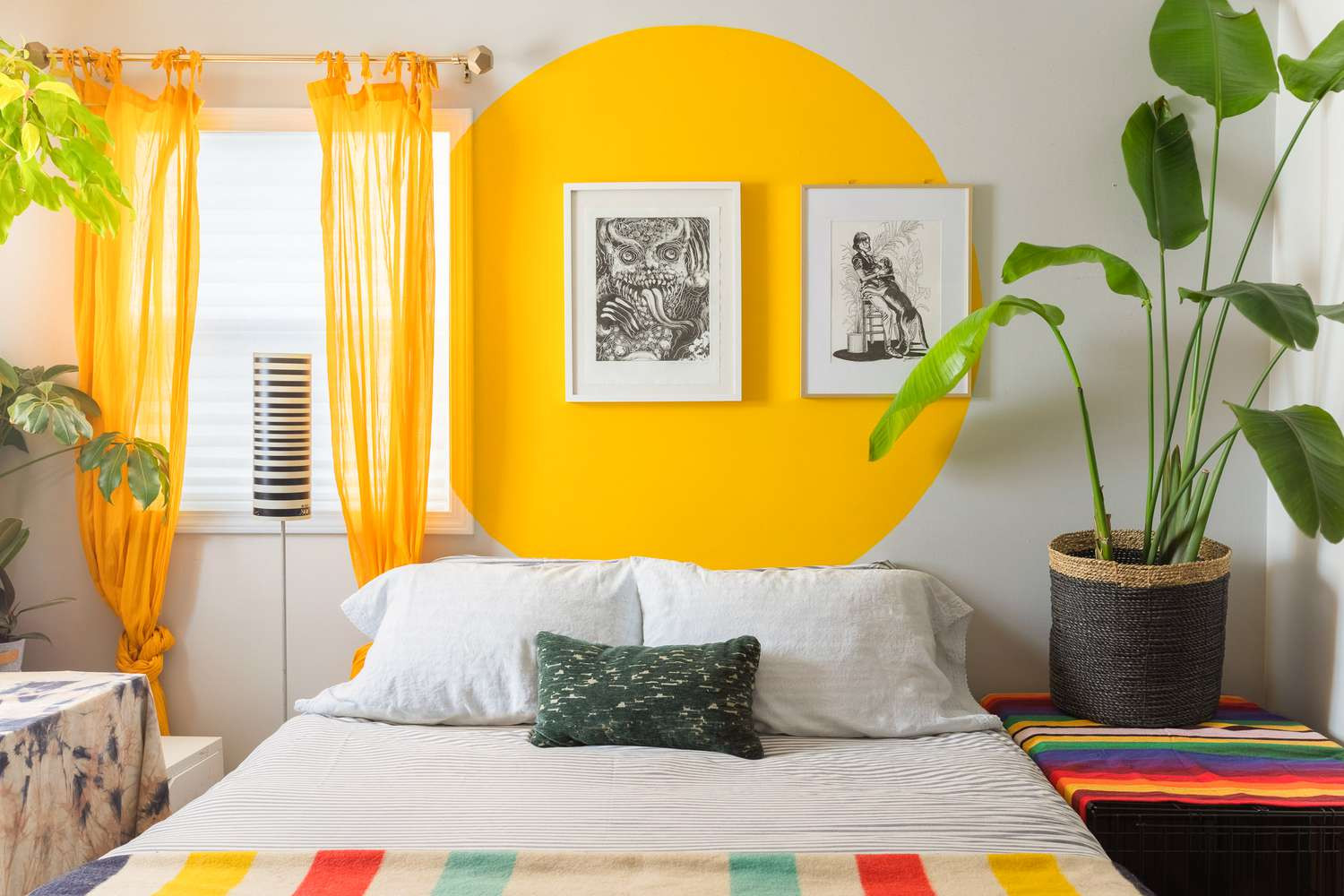 Yellow Bedroom Ideas That Will Cheer You Up
