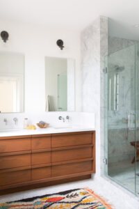 10 Stunning Bathroom Decor Ideas To Transform Your Space