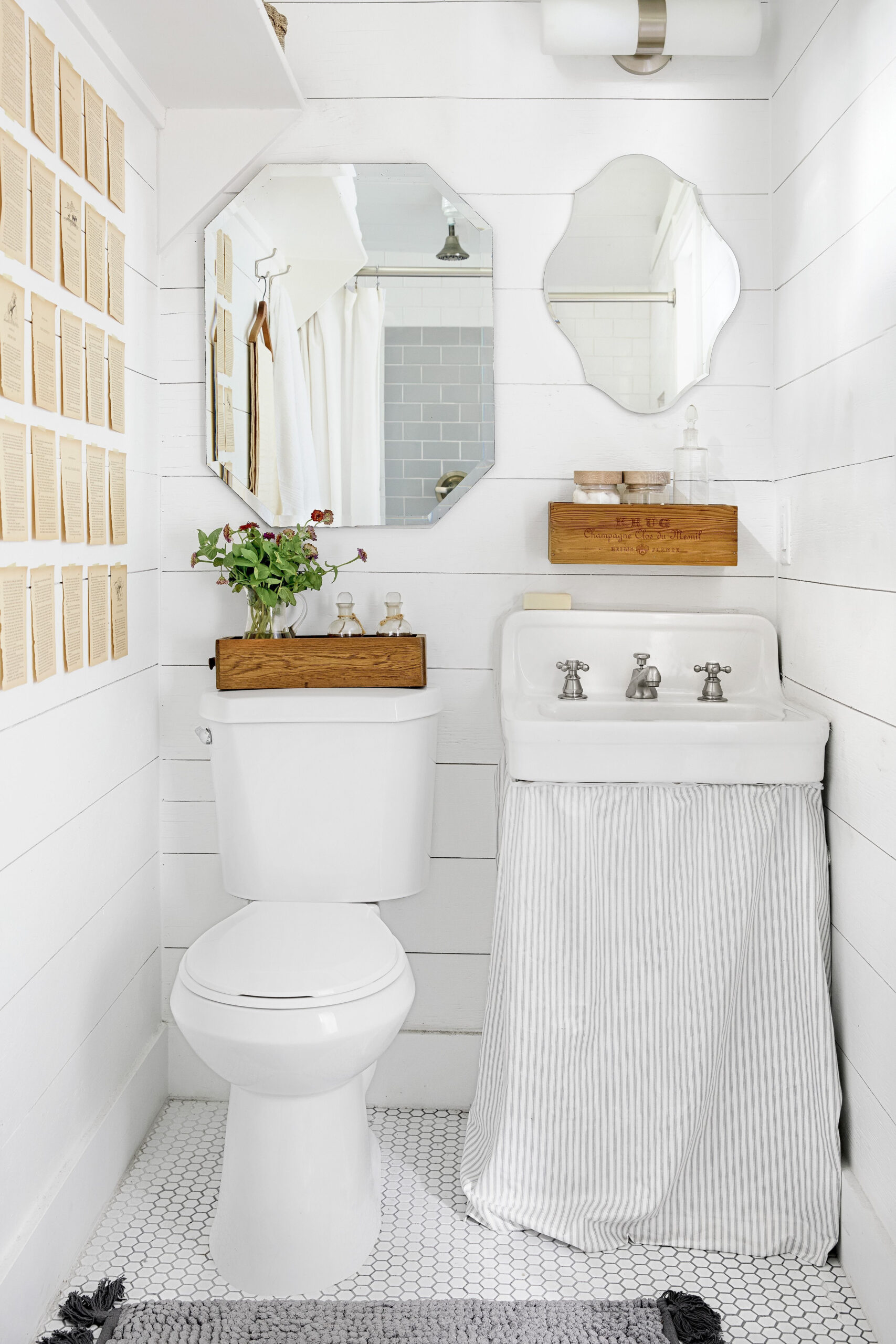 Half Bathroom Ideas - Decor Ideas for Small Spaces