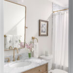 10 Simple Small Bathroom Ideas