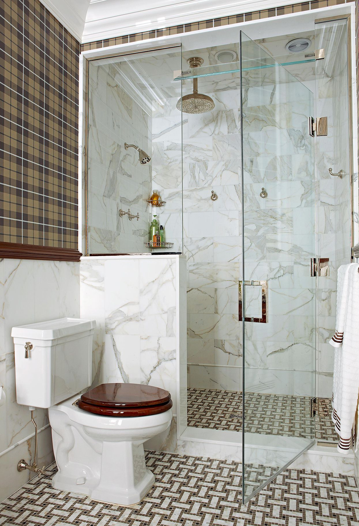 Small-Bathroom Shower Ideas That Bring Luxury to a Tight Space