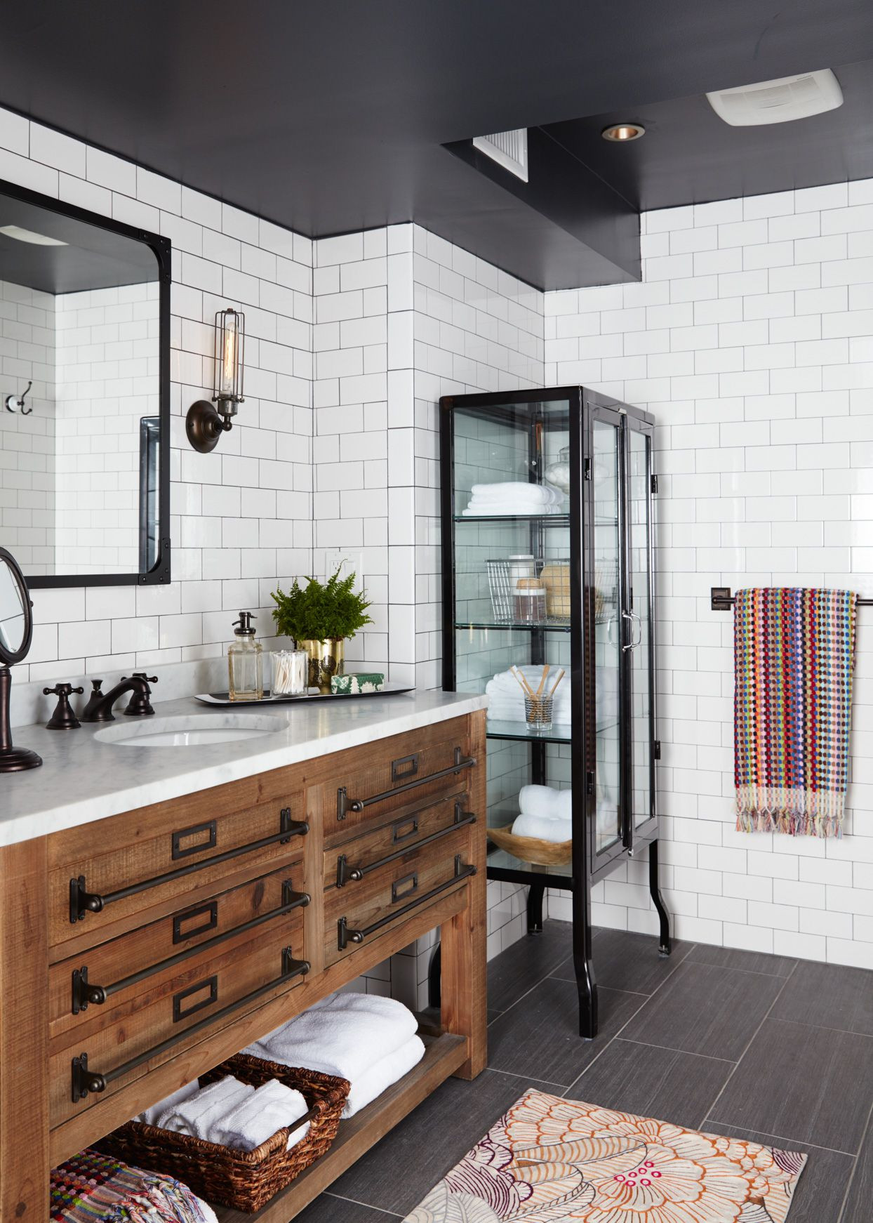 The Top  Bathroom Trends, According to Designers